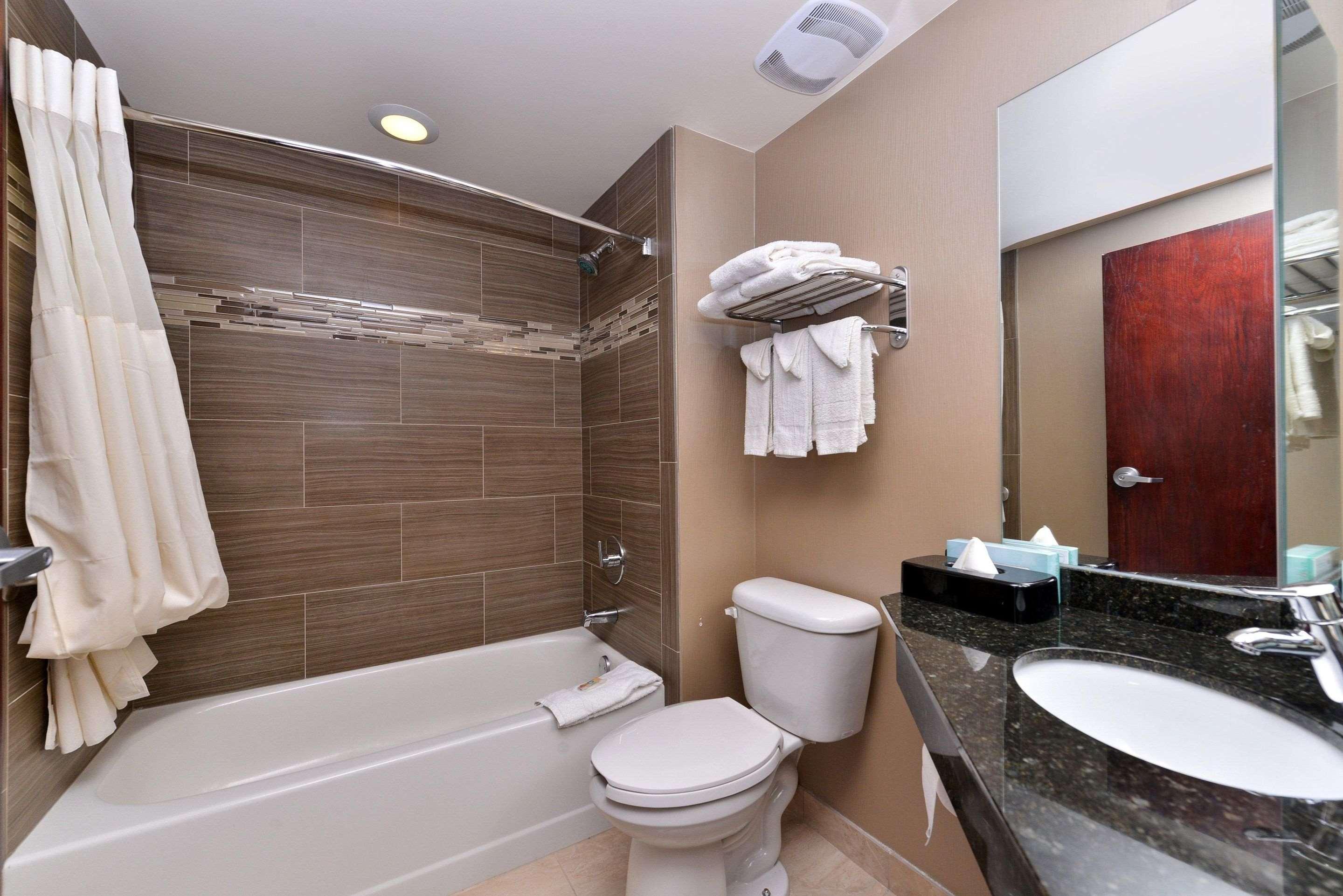 Quality Inn & Suites Matteson Near I-57 Eksteriør billede