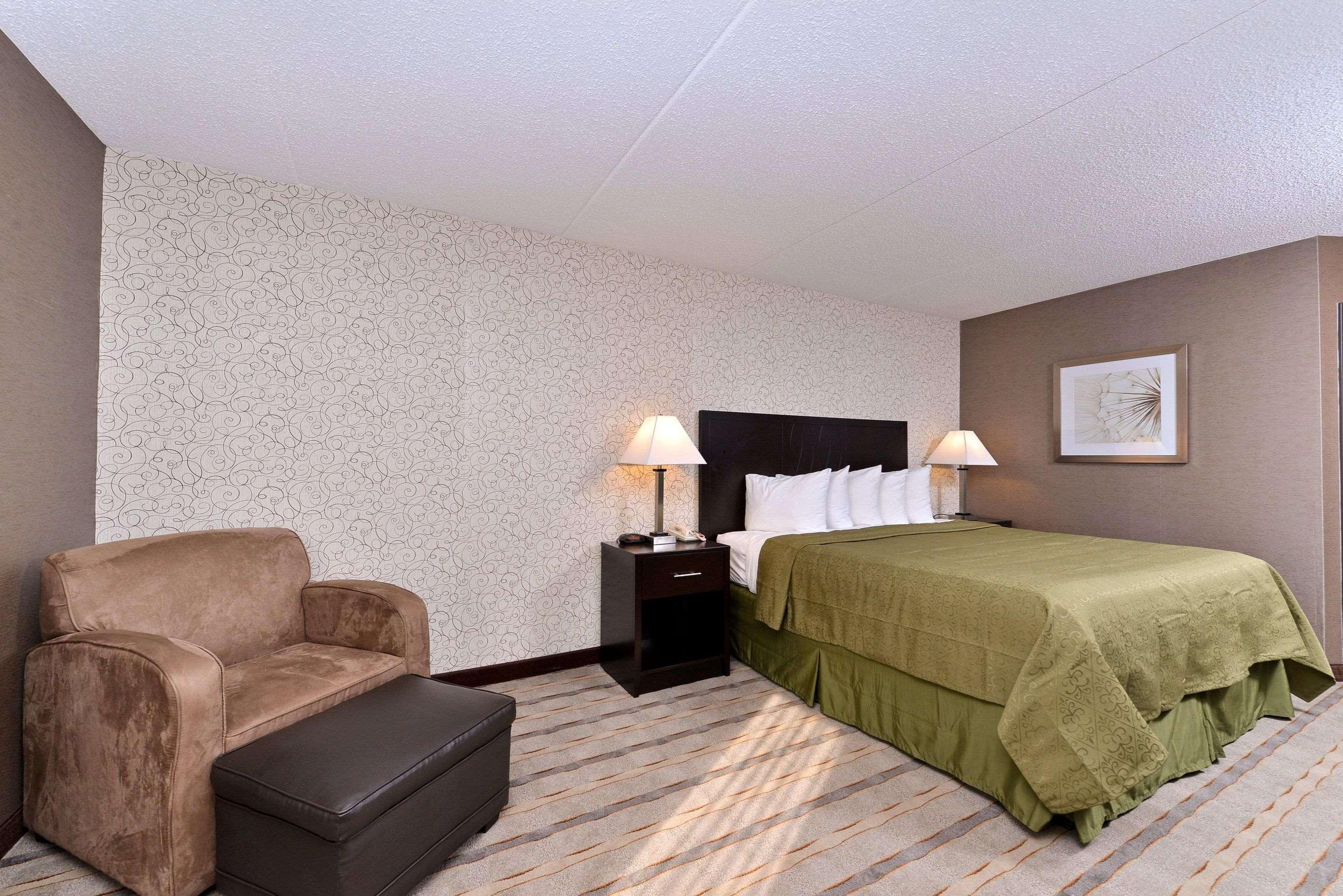 Quality Inn & Suites Matteson Near I-57 Eksteriør billede